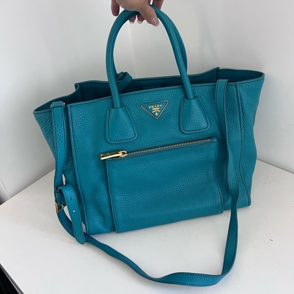 PRADA Vitello Daino leather bag in Turquoise - Picture 2 of 5
